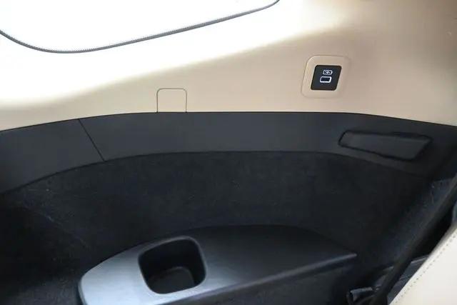 2023 Acura MDX Advance Package
