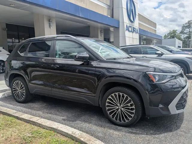 2025 Volkswagen Taos 1.5T SE