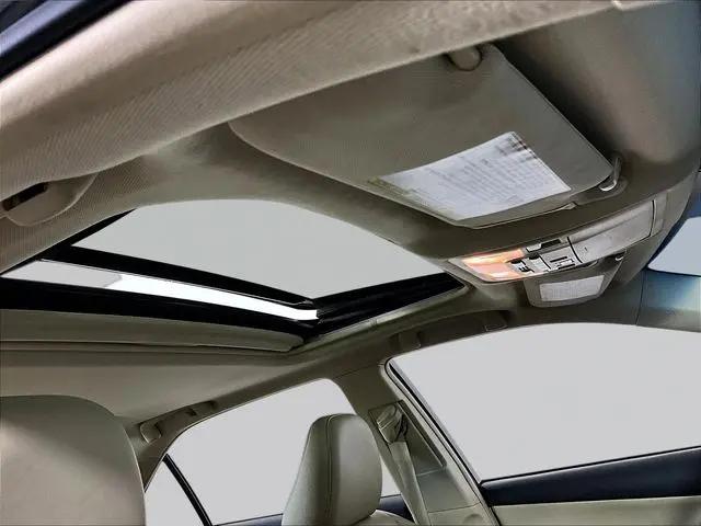 2012 Toyota Camry SE V6