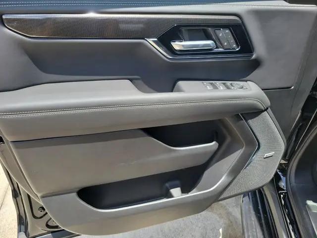 2026 GMC Yukon XL 4WD Elevation