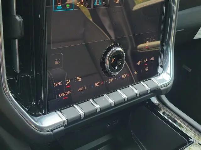 2026 GMC Yukon XL 4WD Elevation