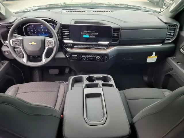 2026 Chevrolet Silverado 1500 2WD Crew Cab Short Bed LT