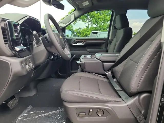 2026 Chevrolet Silverado 1500 2WD Crew Cab Short Bed LT