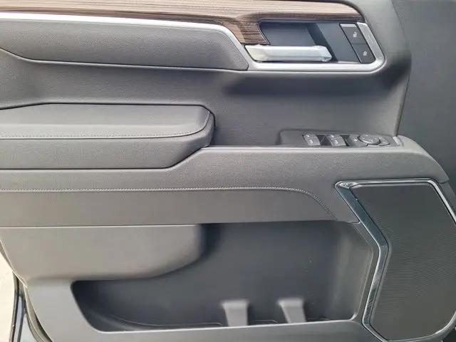 2026 Chevrolet Silverado 1500 2WD Crew Cab Short Bed LT