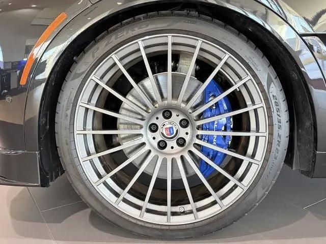 2026 BMW xB ALPINA XB7