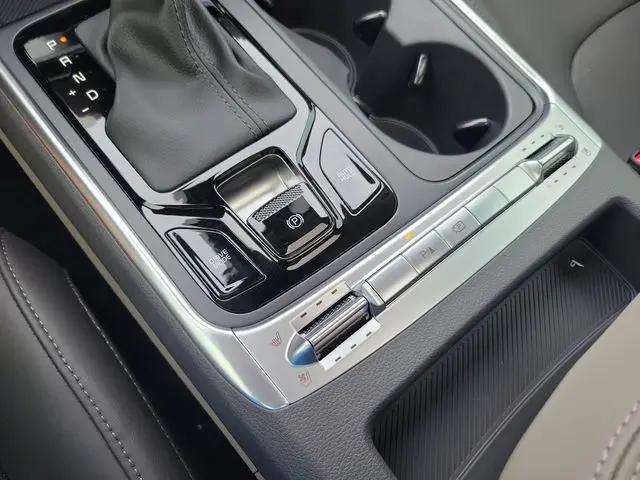 2026 Kia Carnival MPV SX