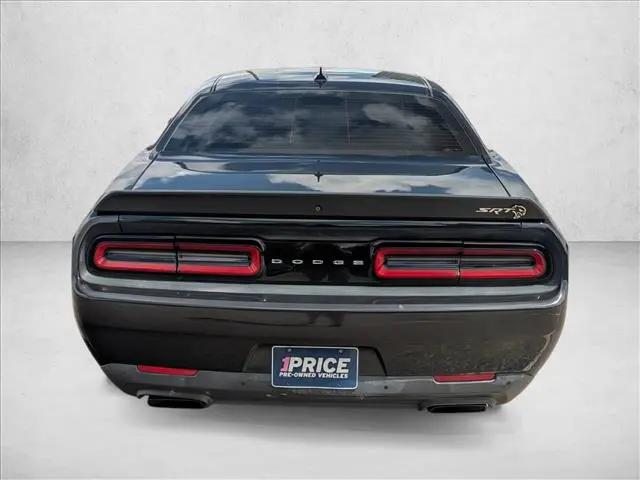 2015 Dodge Challenger SRT Hellcat