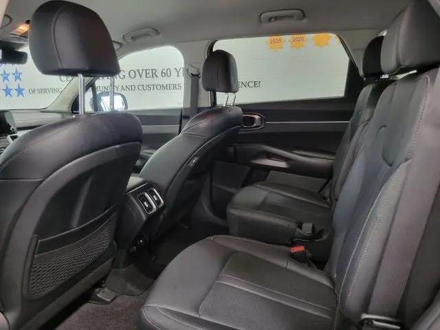 2023 Kia Sorento Hybrid EX