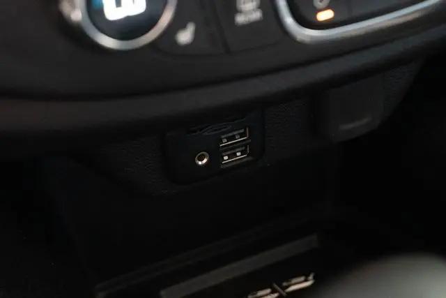 2023 Chevrolet Traverse AWD RS
