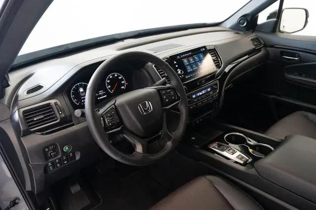 2025 Honda Ridgeline Black Edition