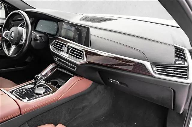 2023 BMW X6 xDrive40i