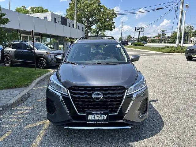 2024 Nissan Kicks SV Xtronic CVT