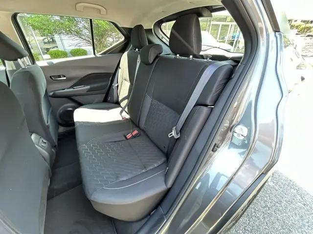 2024 Nissan Kicks SV Xtronic CVT