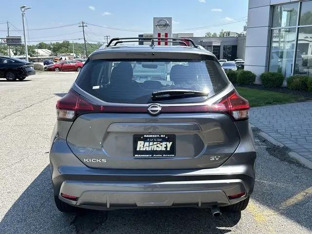 2024 Nissan Kicks SV Xtronic CVT