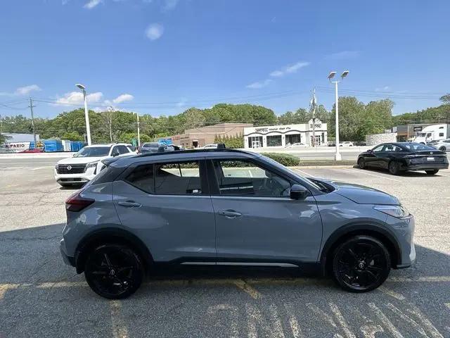 2024 Nissan Kicks SR Xtronic CVT