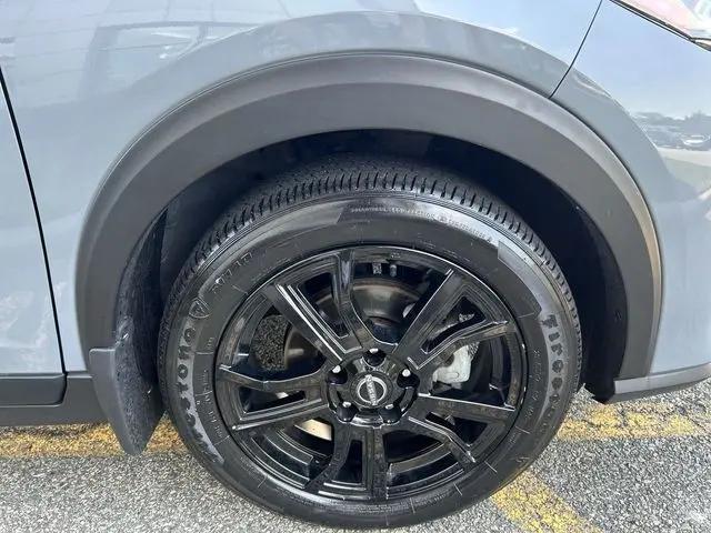 2024 Nissan Kicks SR Xtronic CVT