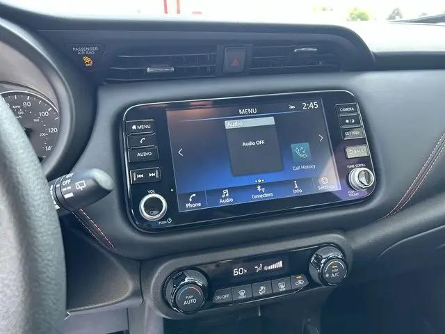 2024 Nissan Kicks SR Xtronic CVT