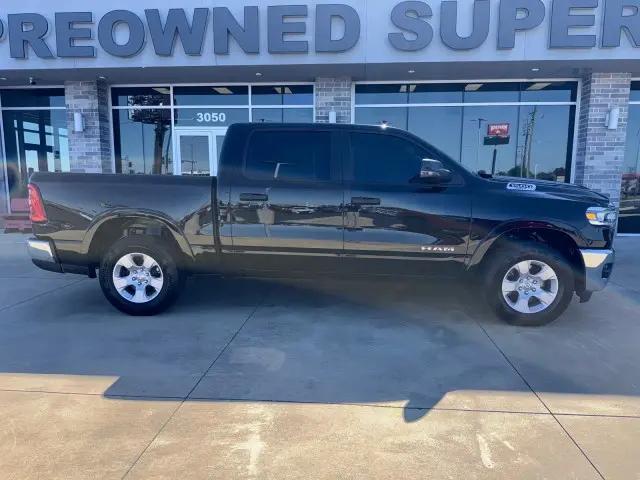 2025 Ram 1500 Big Horn Crew Cab 4x4 5'7" Box