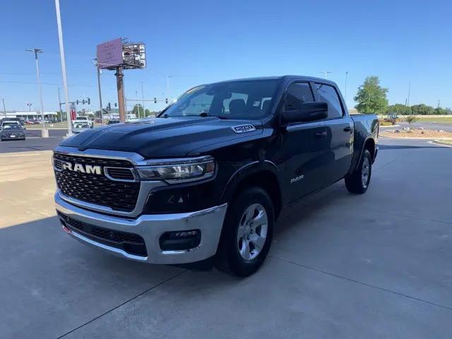 2025 Ram 1500 Big Horn Crew Cab 4x4 5'7" Box