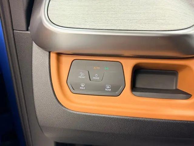 2025 Volkswagen ID. Buzz Pro S