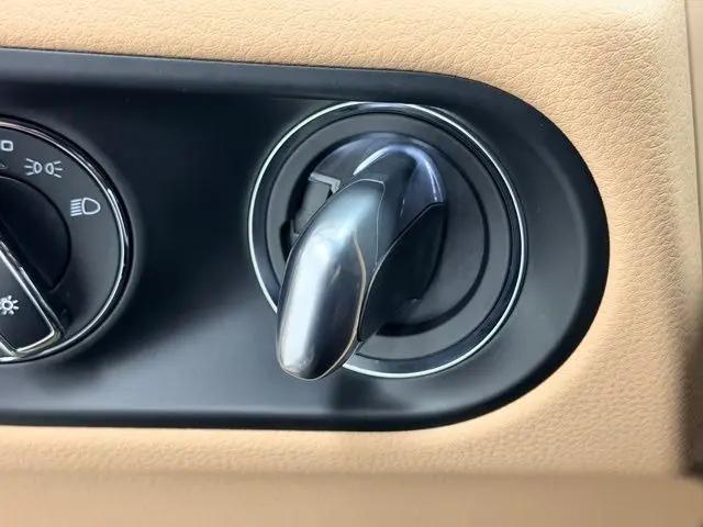 2024 Porsche Macan Macan