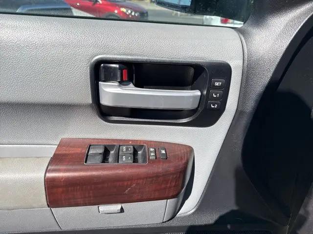 2014 Toyota Sequoia Platinum 5.7L V8