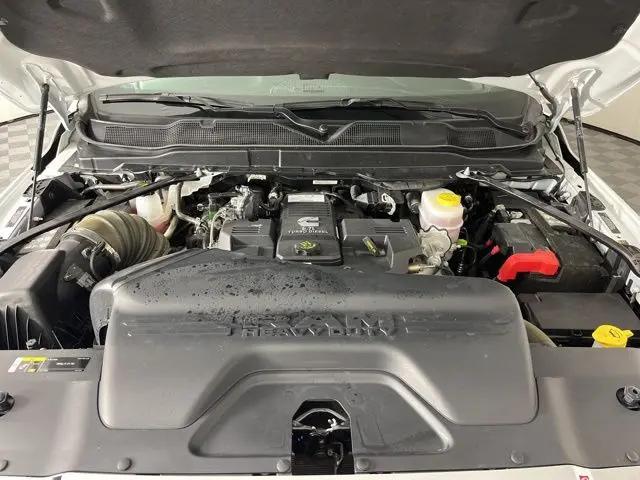 2024 Ram 2500 Tradesman Crew Cab 4x4 8' Box