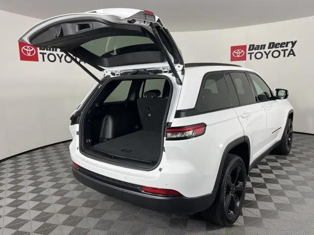 2024 Jeep Grand Cherokee Altitude 4x4