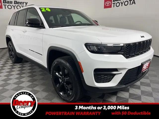 2024 Jeep Grand Cherokee Altitude 4x4 for sale in Cedar Falls, IA