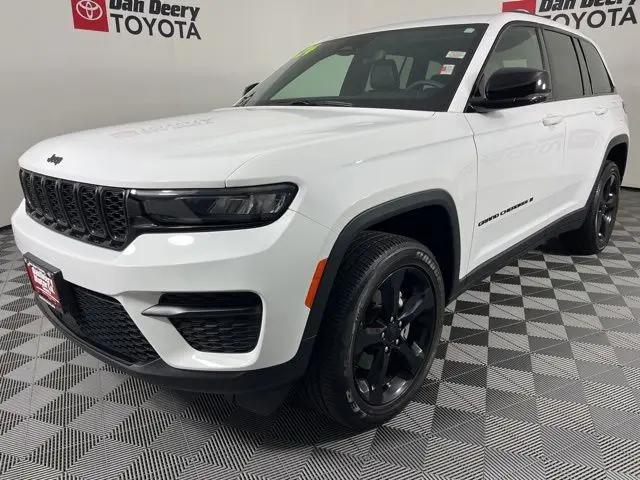 2024 Jeep Grand Cherokee Altitude 4x4