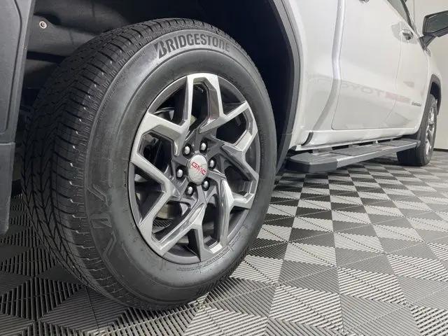 2025 GMC Sierra 1500 4WD Crew Cab Short Box SLT
