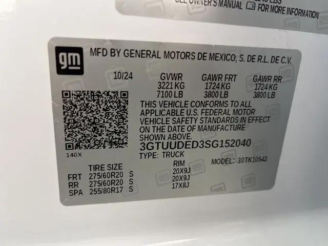 2025 GMC Sierra 1500 4WD Crew Cab Short Box SLT