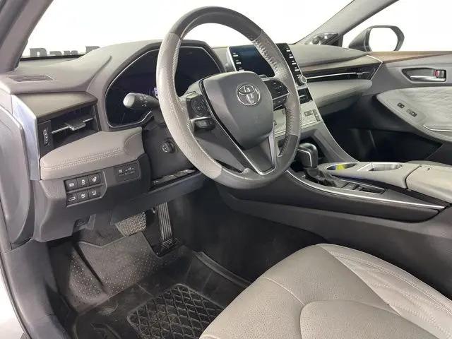 2022 Toyota Avalon Limited Hybrid