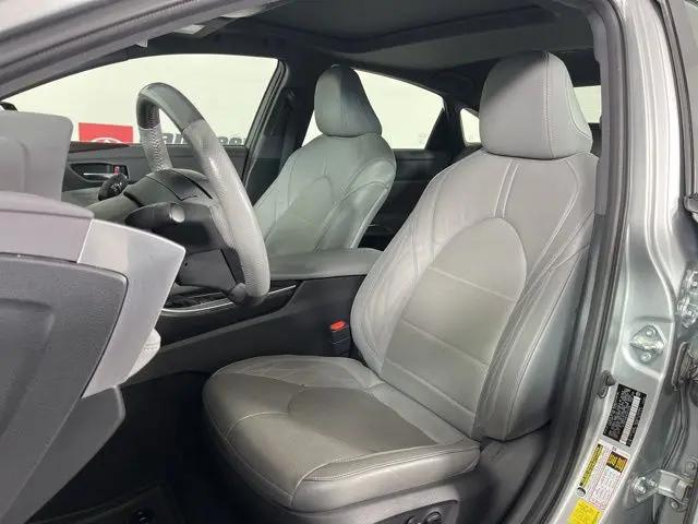 2022 Toyota Avalon Limited Hybrid