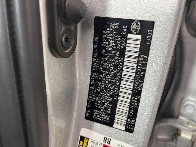 2022 Toyota Avalon Limited Hybrid