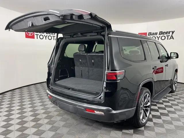 2022 Jeep Wagoneer Series II 4x4