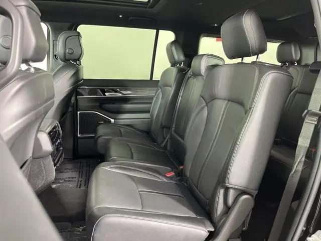 2022 Jeep Wagoneer Series II 4x4