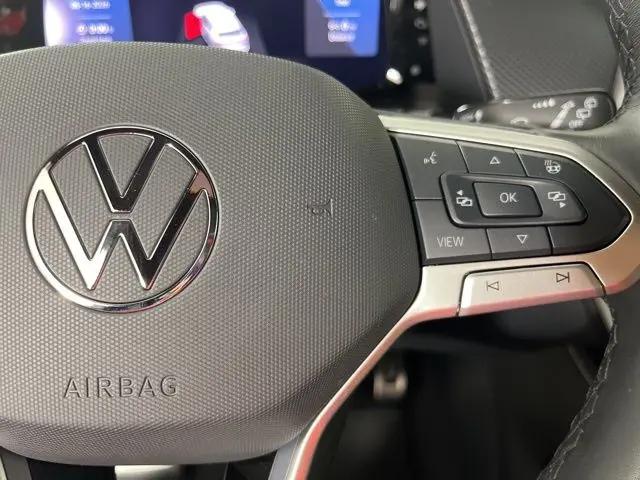 2024 Volkswagen Atlas Cross Sport 2.0T SEL Premium R-Line