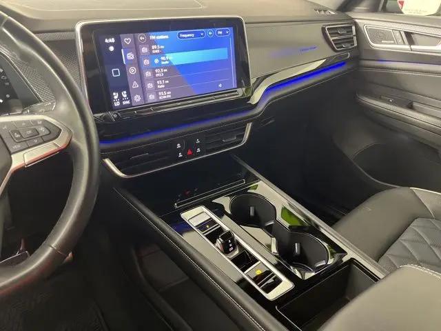 2024 Volkswagen Atlas Cross Sport 2.0T SEL Premium R-Line