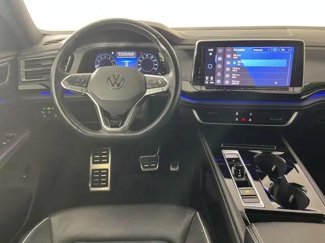 2024 Volkswagen Atlas Cross Sport 2.0T SEL Premium R-Line