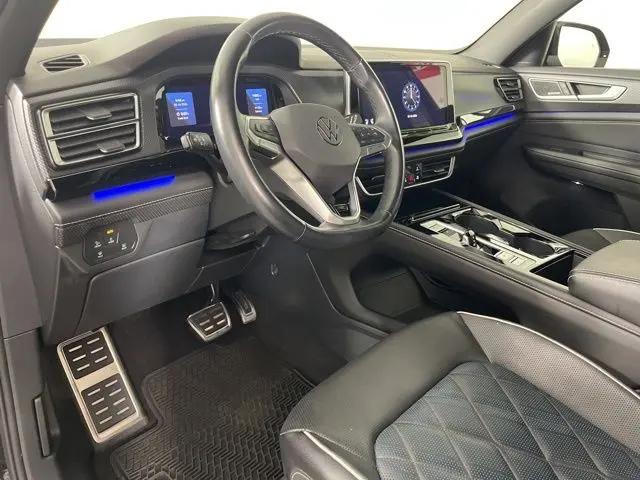 2024 Volkswagen Atlas Cross Sport 2.0T SEL Premium R-Line