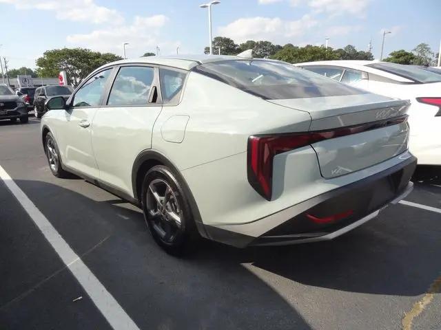 2025 Kia K4 LXS