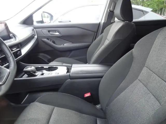 2025 Nissan Rogue SV FWD