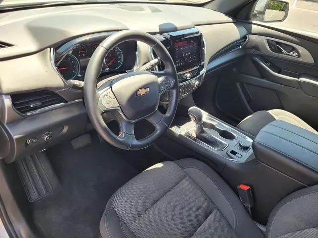 2023 Chevrolet Traverse AWD LT Cloth