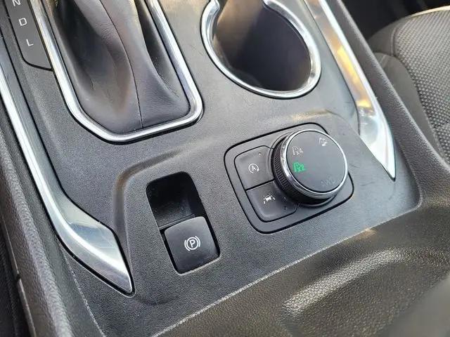 2023 Chevrolet Traverse AWD LT Cloth