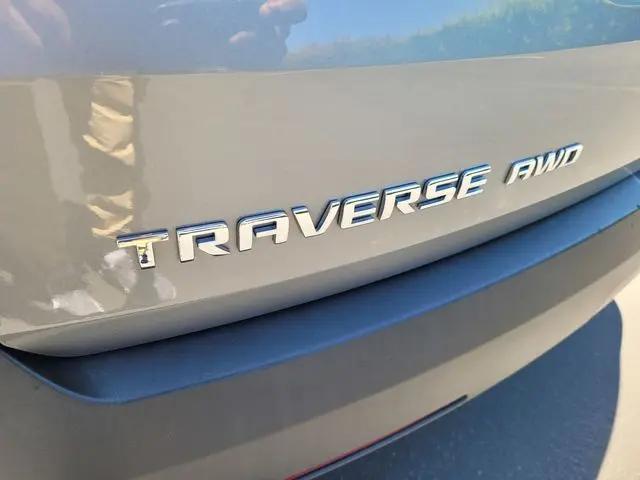 2023 Chevrolet Traverse AWD LT Cloth