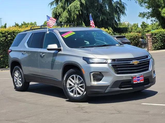 2023 Chevrolet Traverse AWD LT Cloth