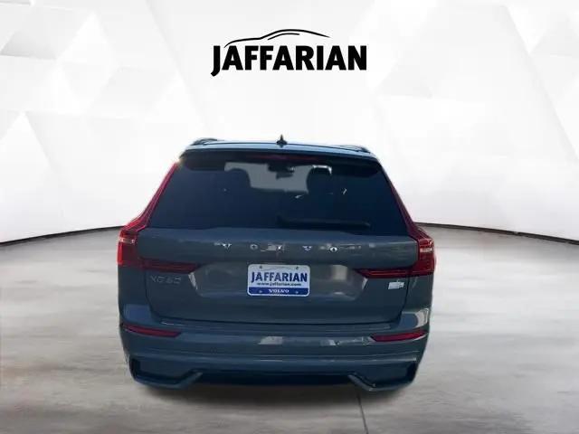 2024 Volvo XC60 Recharge T8 Plus Dark Theme