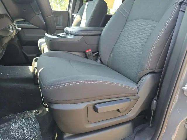 2026 Ram 2500 Black Express Crew Cab 4x4 64 Box