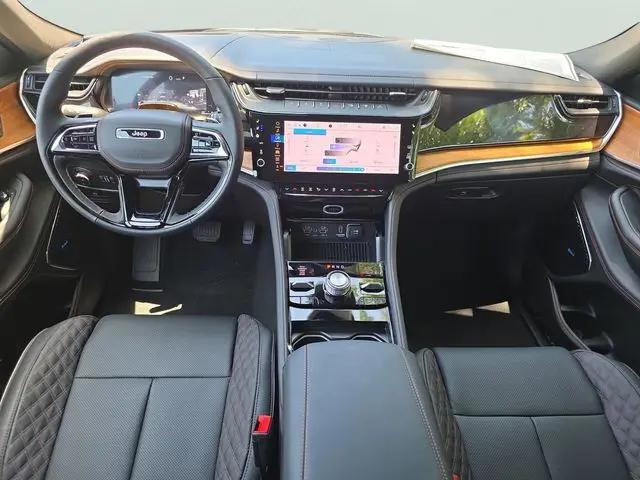 2026 Jeep Grand Cherokee Summit 4x4